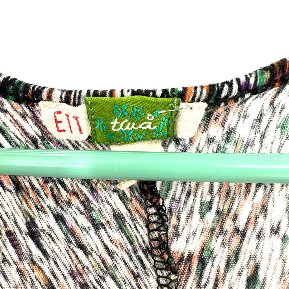 Anthropologie EIT twa size Medium 3/4 length sleeve v neck shirt top colorful - Picture 5 of 7